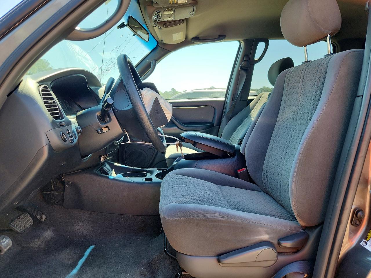 2005 TOYOTA TUNDRA DOUBLE CAB SR5 photo 13