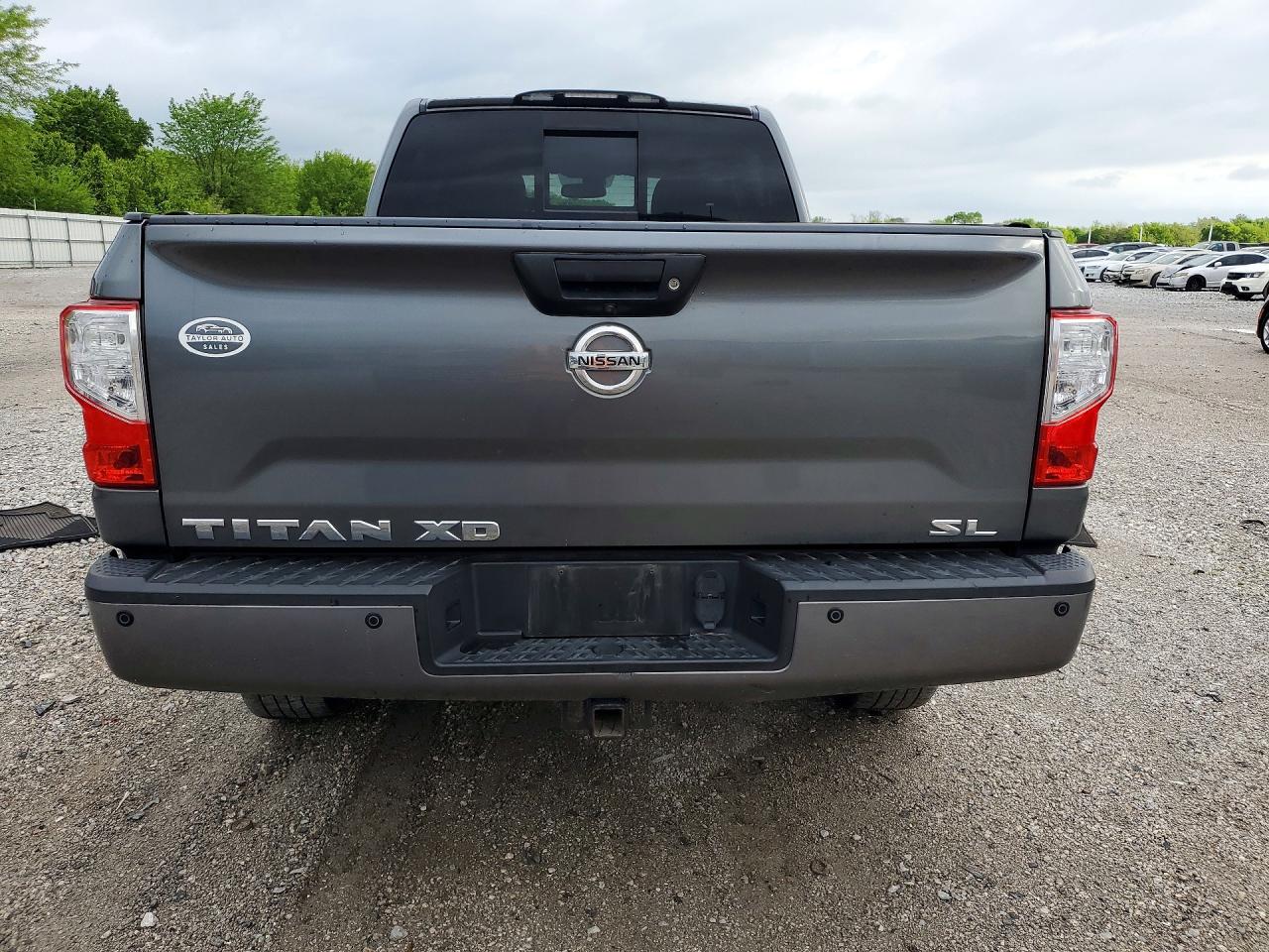 2016 NISSAN TITAN XD SL photo 11