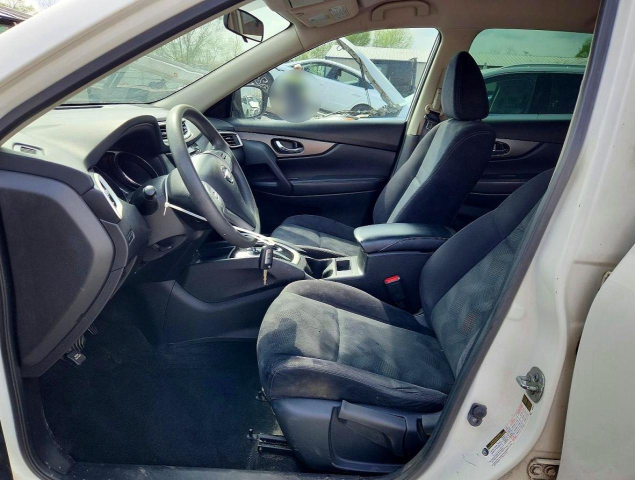 2016 NISSAN ROGUE S photo 19