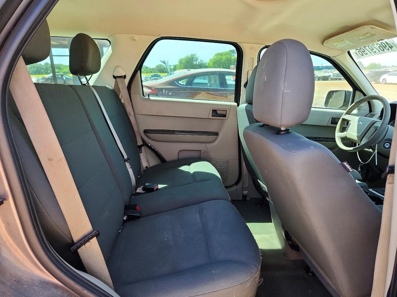 2011 FORD ESCAPE XLS photo 11