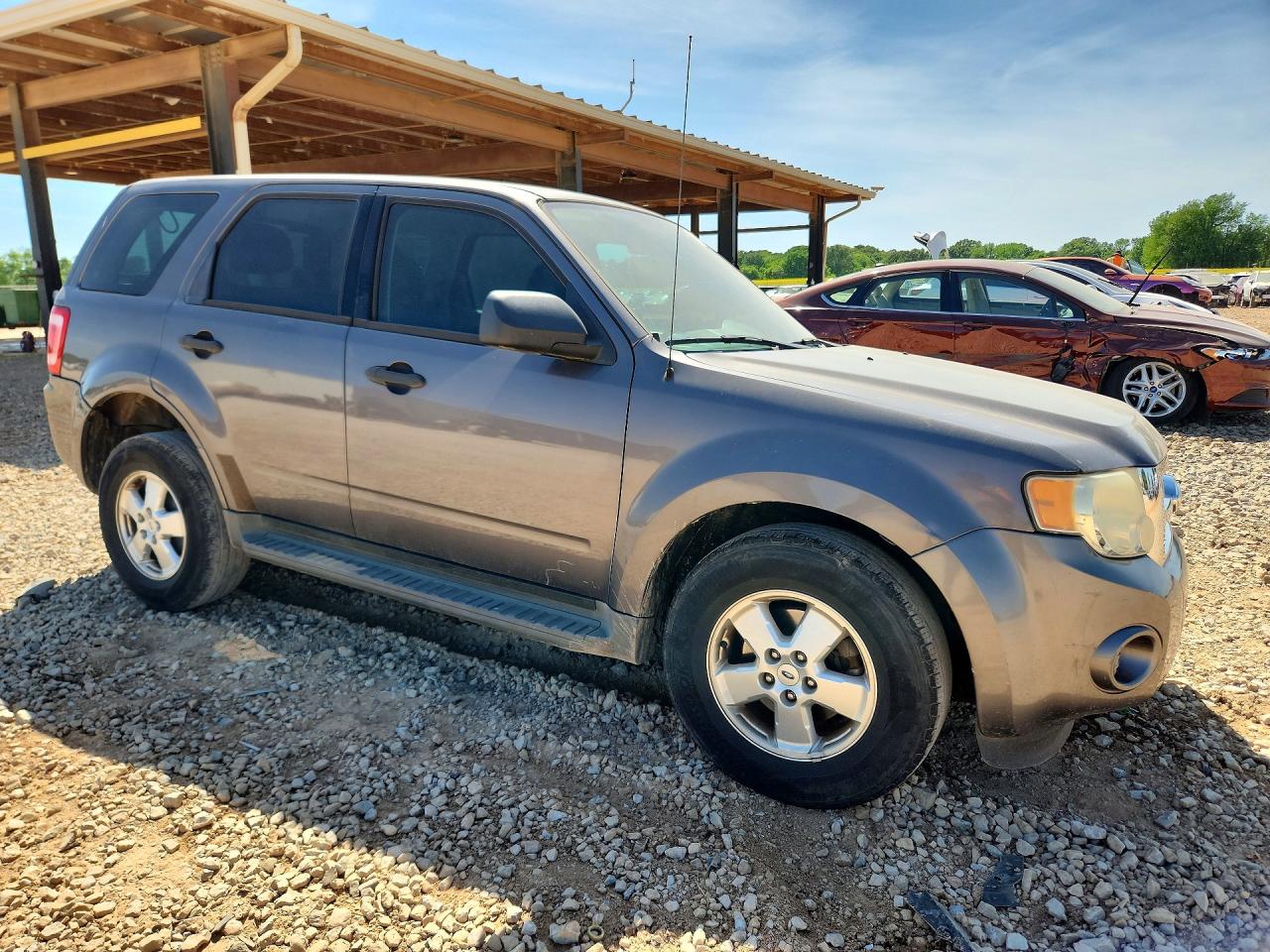 2011 FORD ESCAPE XLS photo 4