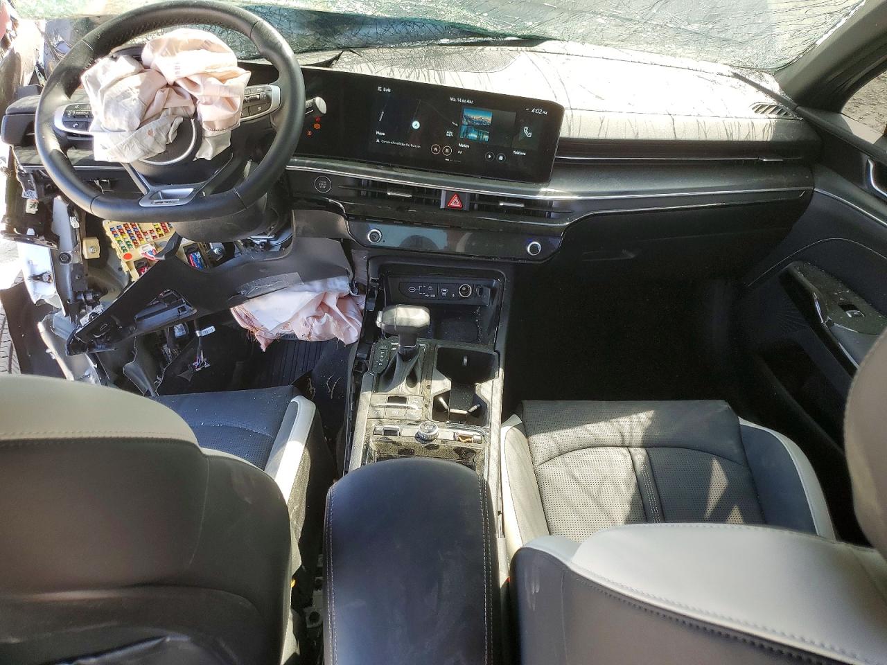 2025 KIA K5 GT-LINE photo 8