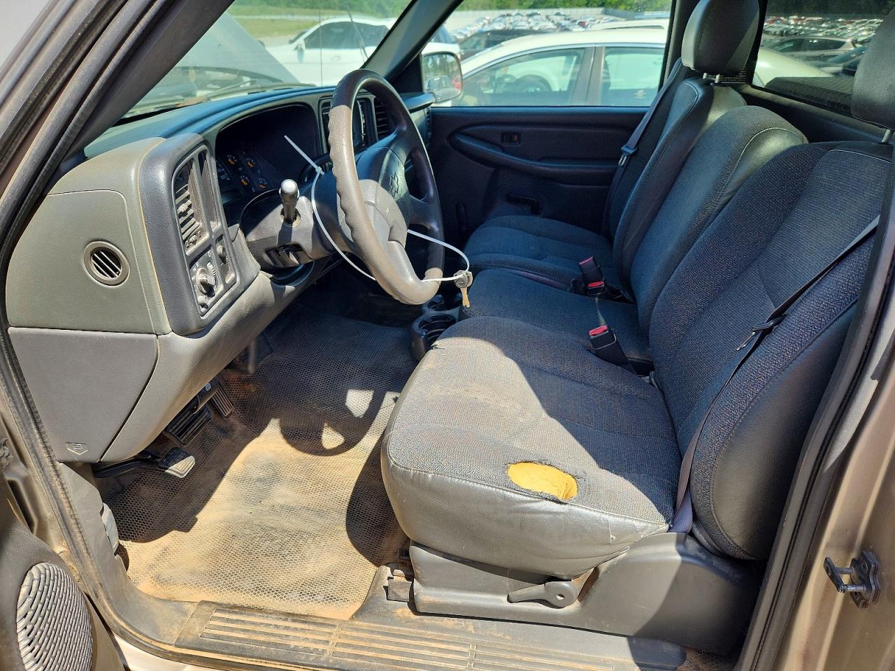 2003 CHEVROLET SILVERADO C1500 photo 13