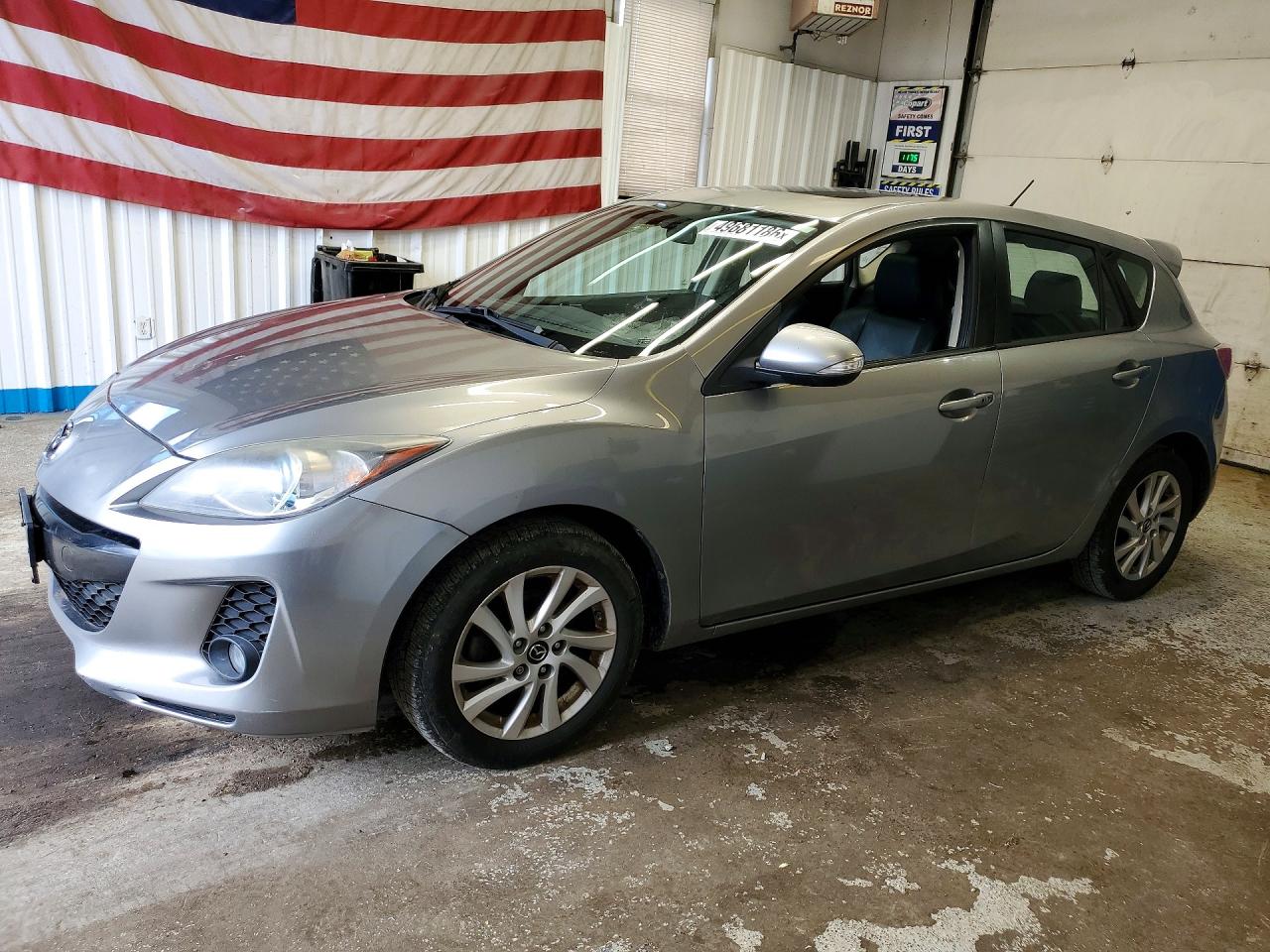 2013 MAZDA 3