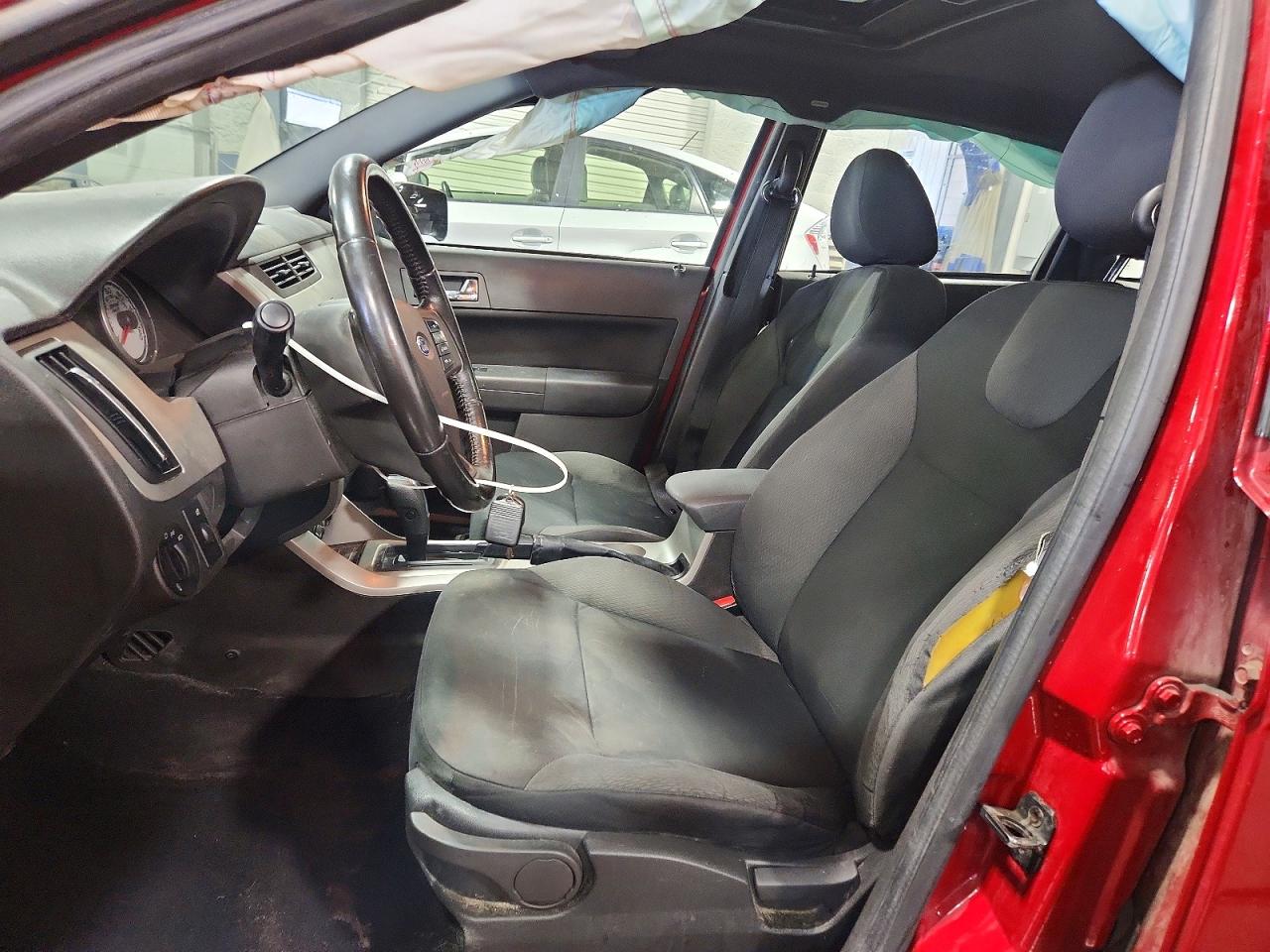 2009 FORD FOCUS SES photo 13