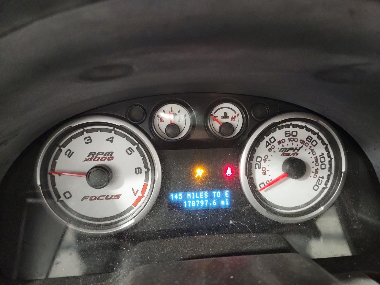 2009 FORD FOCUS SES photo 17