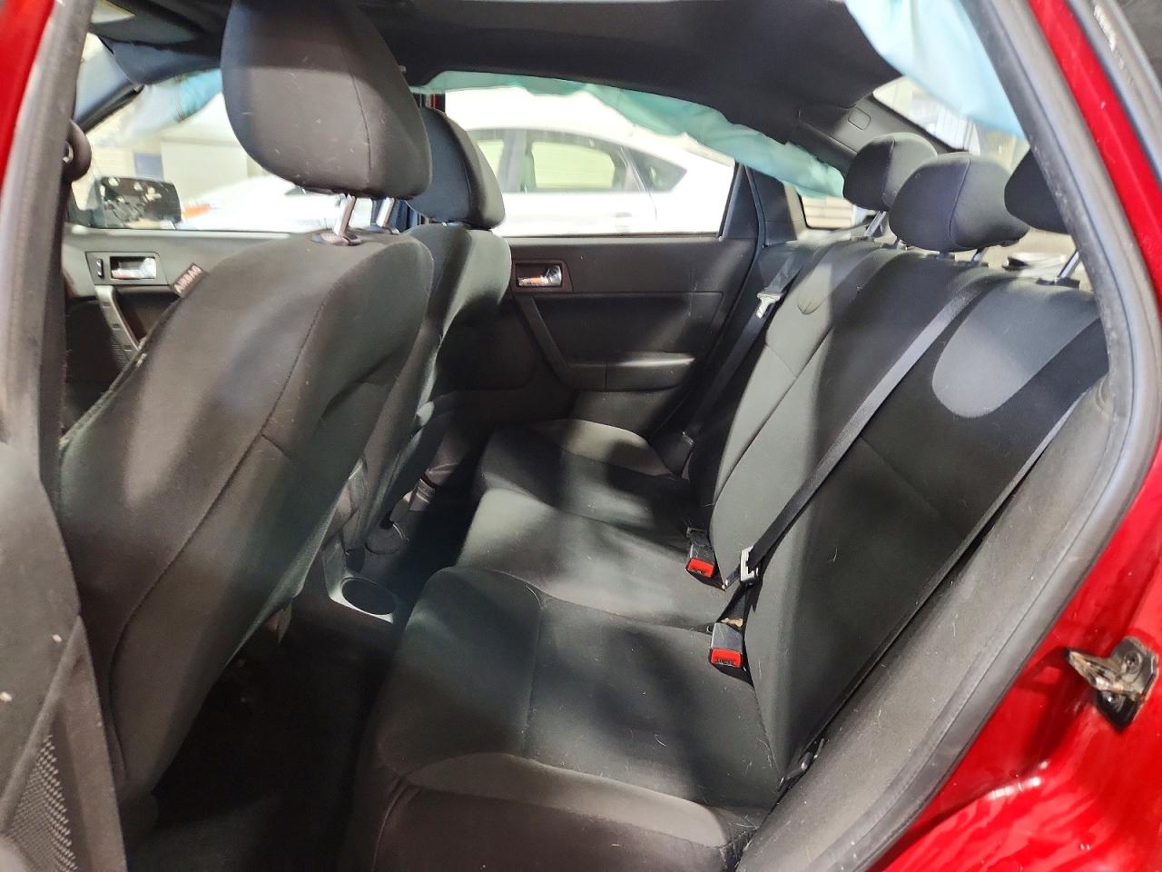 2009 FORD FOCUS SES photo 19