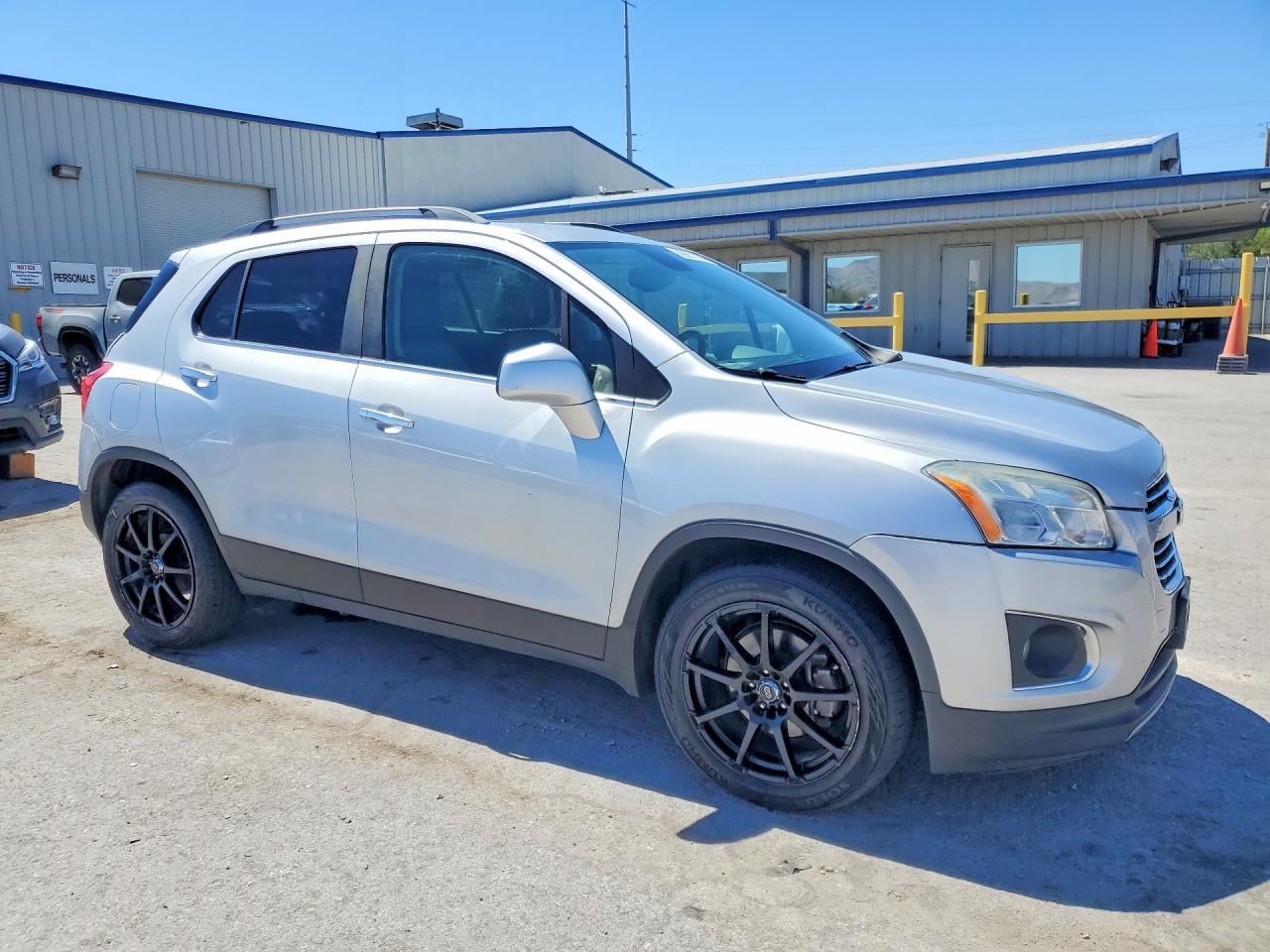 2015 CHEVROLET TRAX LTZ photo 10