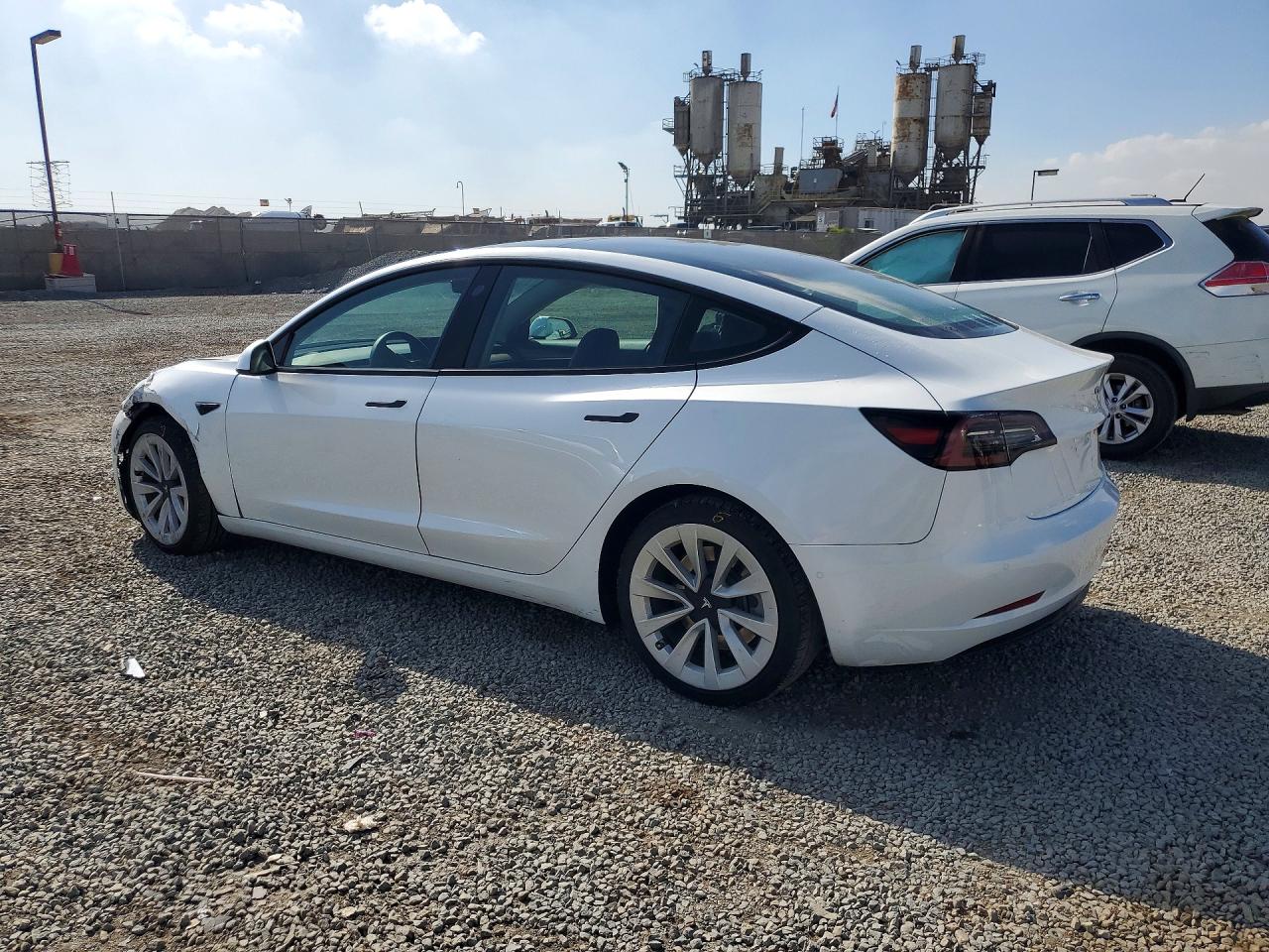 2022 TESLA MODEL 3 photo 2