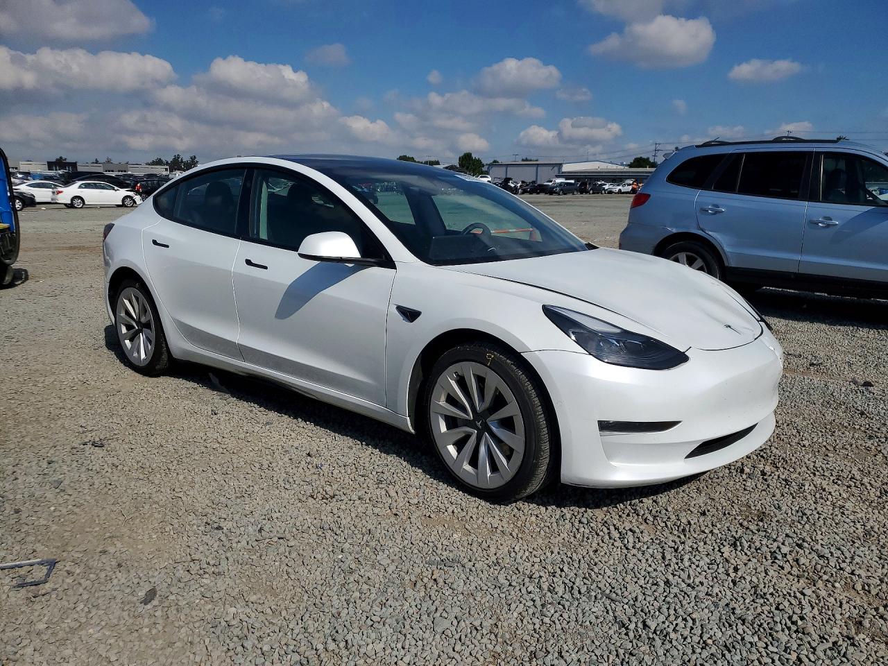 2022 TESLA MODEL 3 photo 4