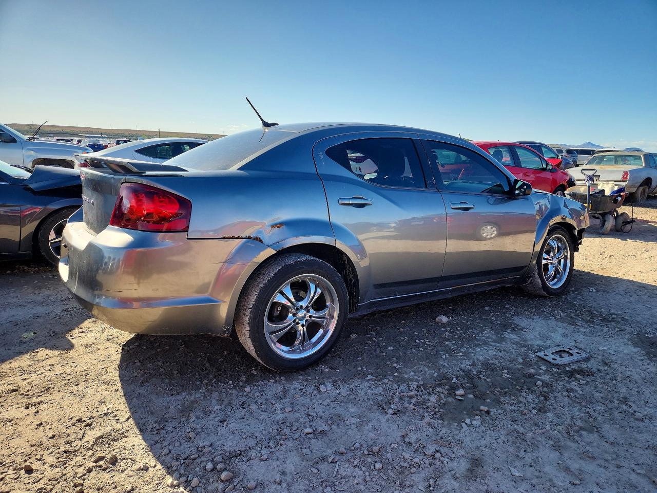 2012 DODGE AVENGER SE photo 5