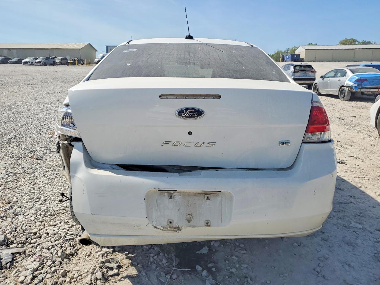 2008 FORD FOCUS SE photo 16