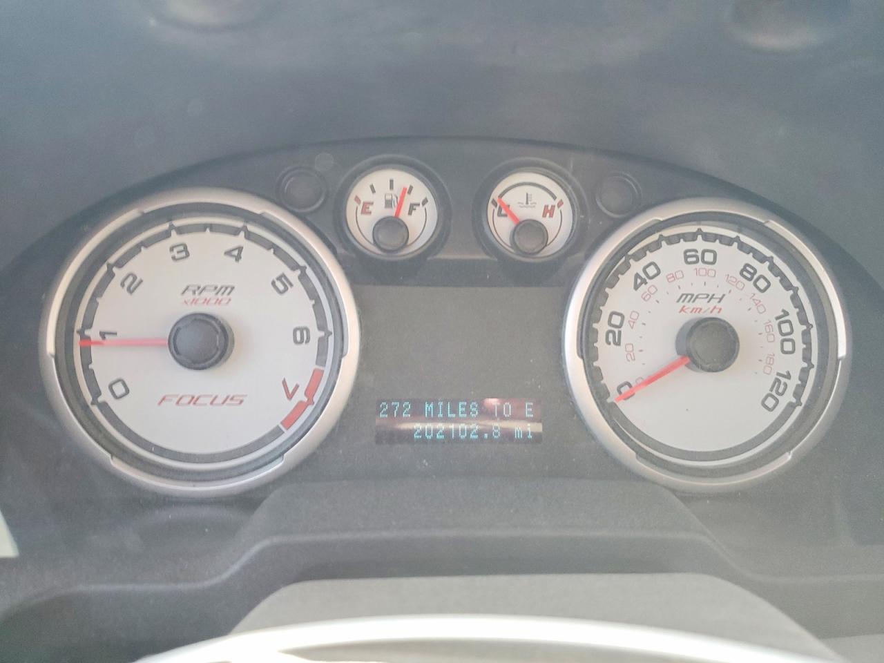 2008 FORD FOCUS SE photo 25
