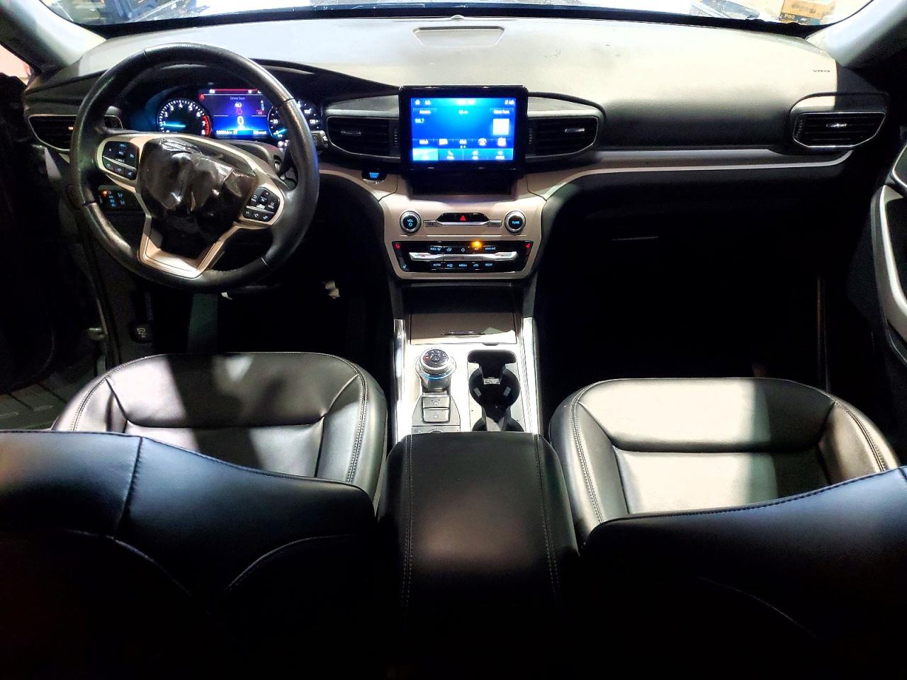 2023 FORD EXPLORER XLT photo 15