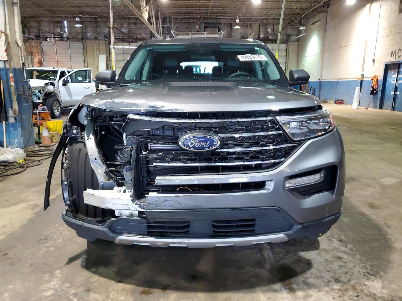 2023 FORD EXPLORER XLT photo 9
