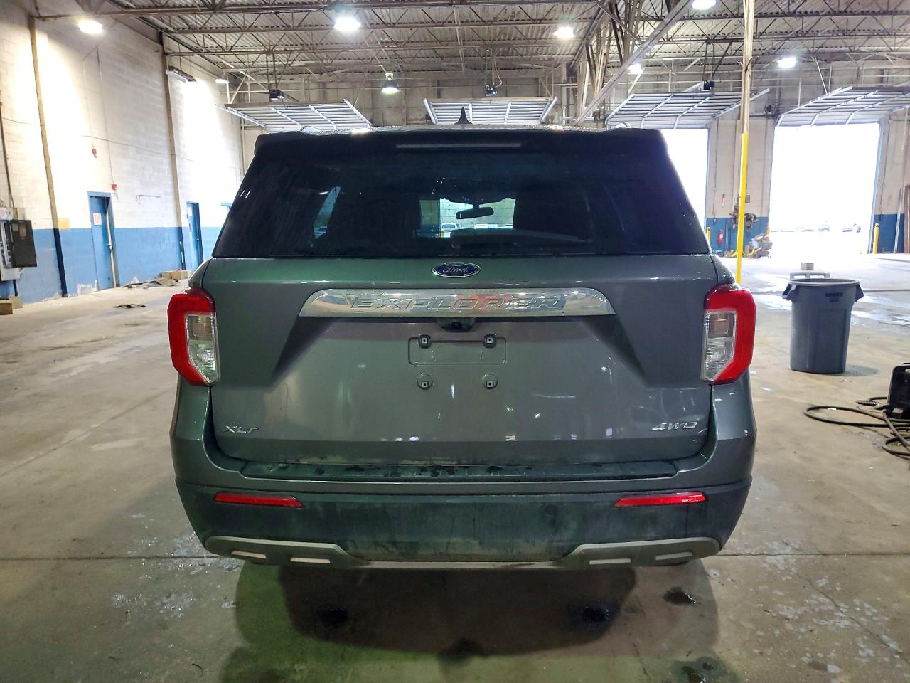 2023 FORD EXPLORER XLT photo 11