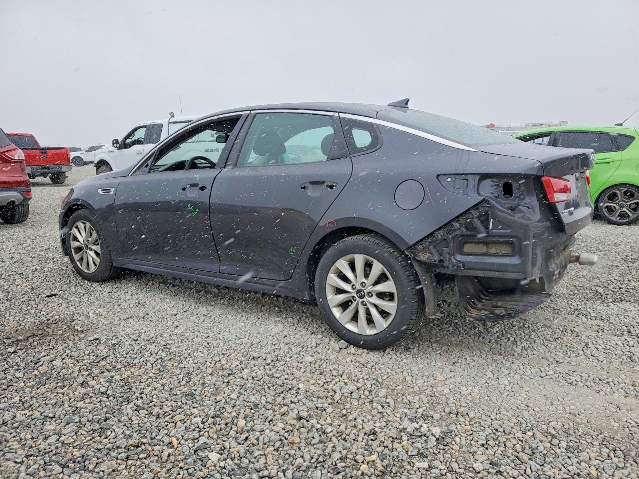 2017 KIA OPTIMA LX photo 4
