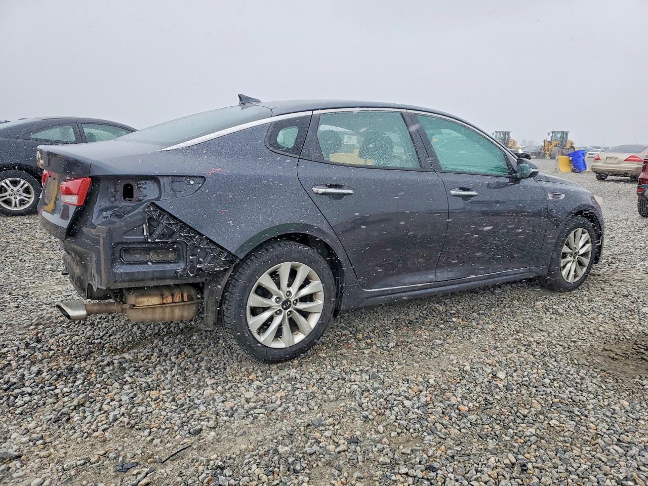 2017 KIA OPTIMA LX photo 7