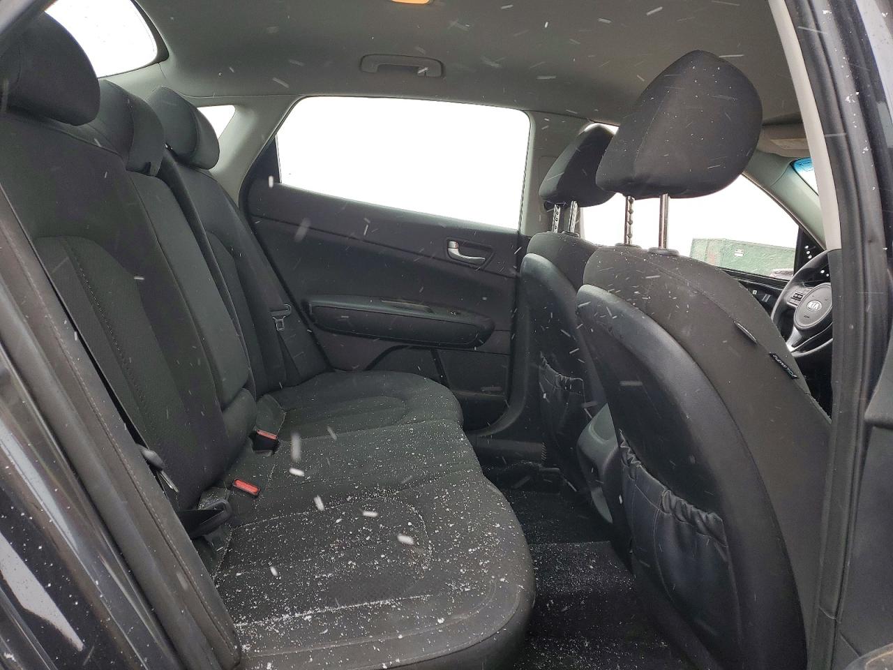 2017 KIA OPTIMA LX photo 28