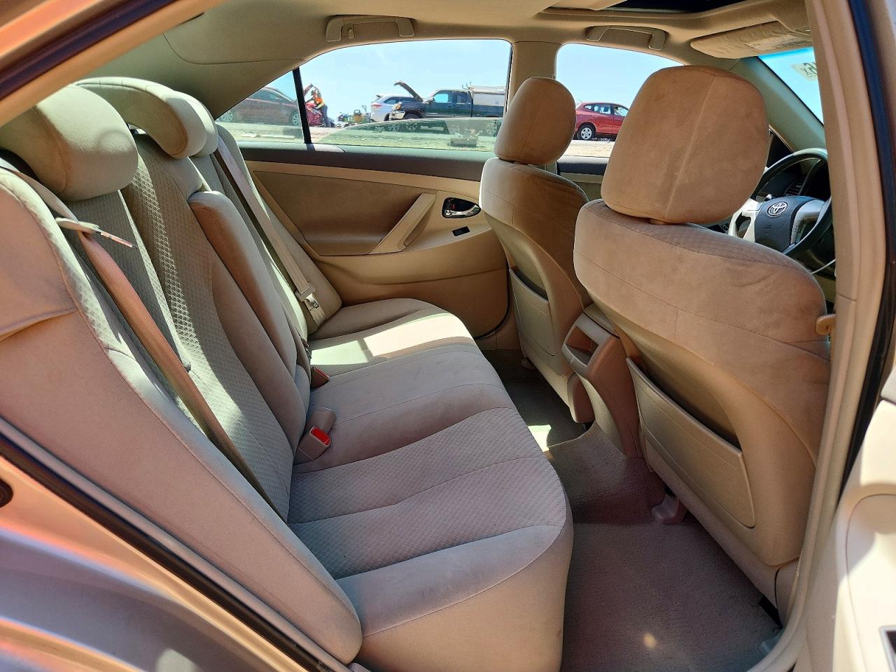 2009 TOYOTA CAMRY LE photo 19