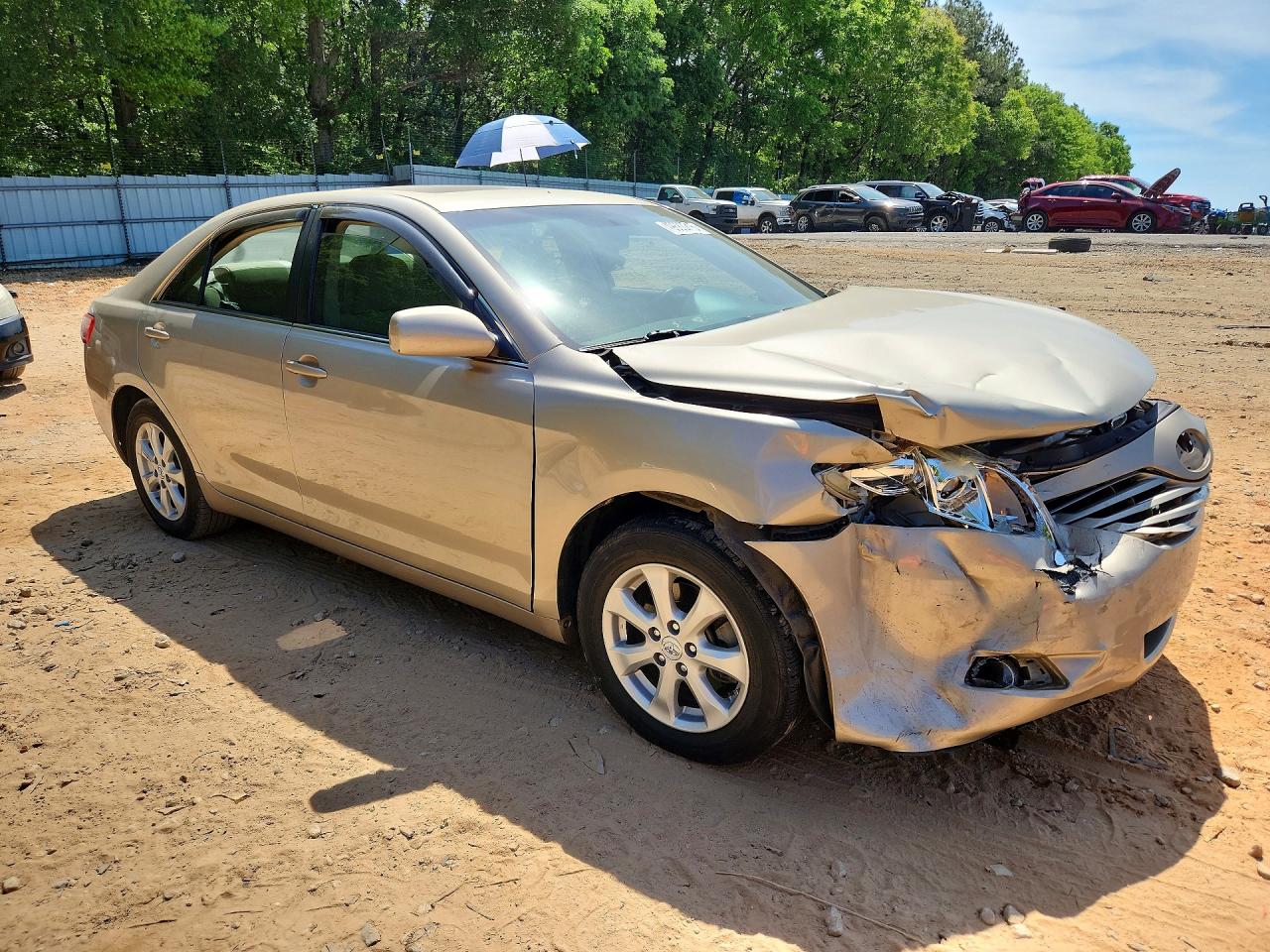 2009 TOYOTA CAMRY LE photo 7