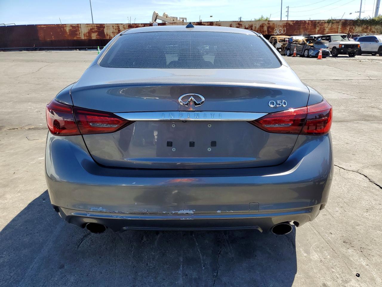 2018 INFINITI Q50 3.0T LUXE photo 11