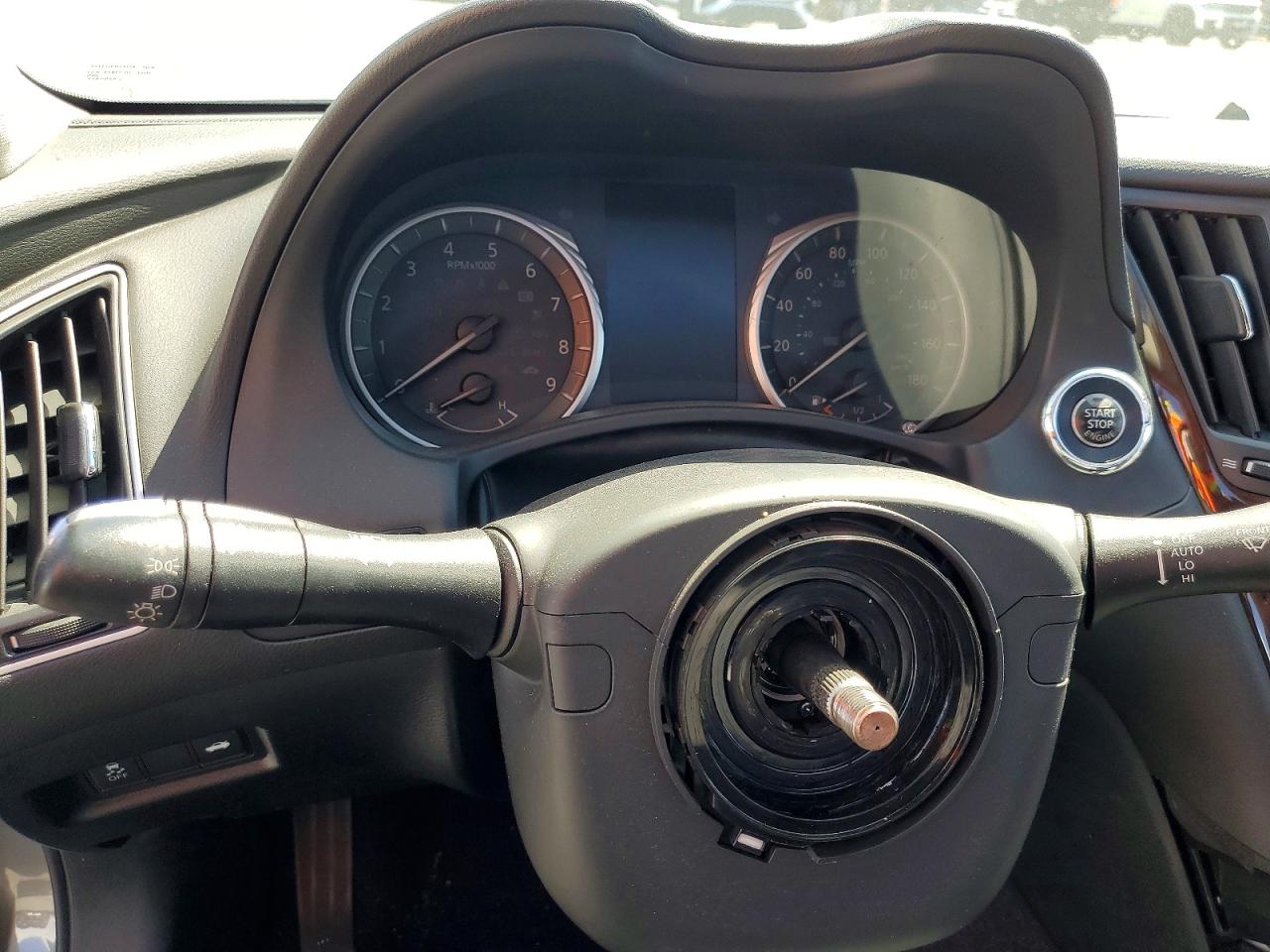 2018 INFINITI Q50 3.0T LUXE photo 17