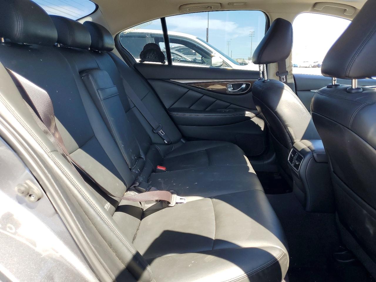 2018 INFINITI Q50 3.0T LUXE photo 19