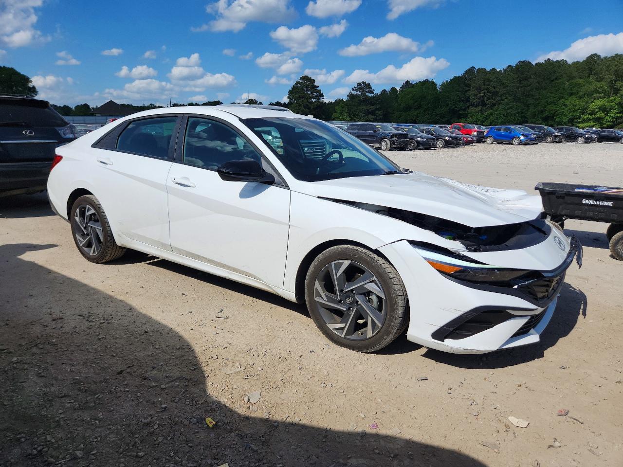 2025 HYUNDAI ELANTRA SEL SPORT photo 10