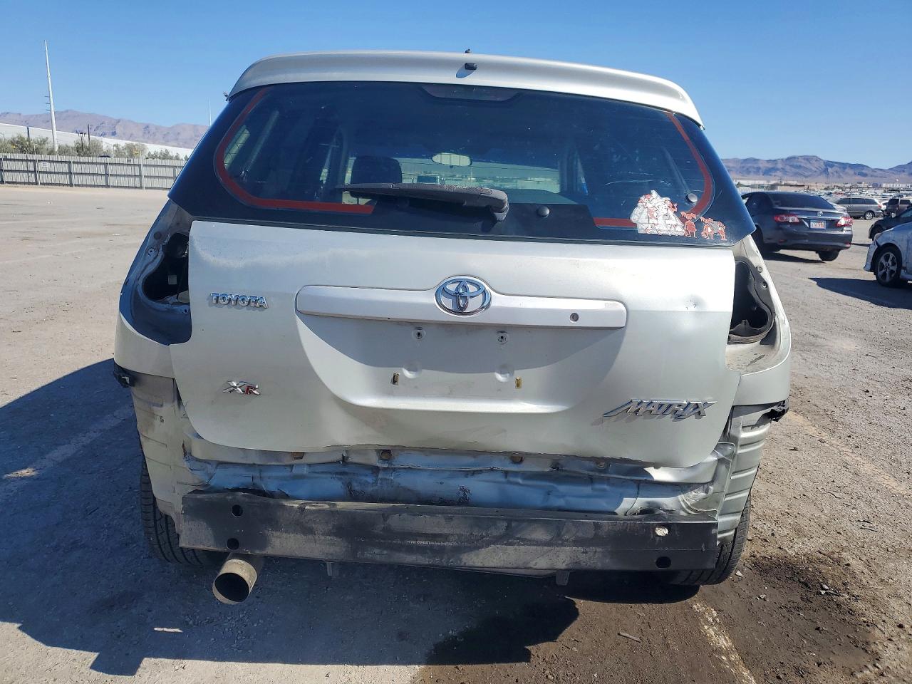 2003 TOYOTA COROLLA MATRIX XR photo 11