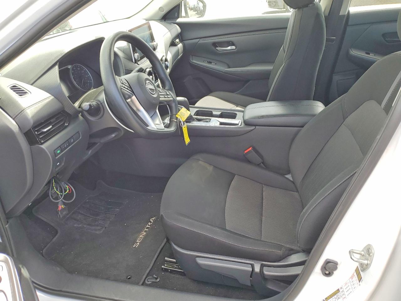 2025 NISSAN SENTRA SV photo 13