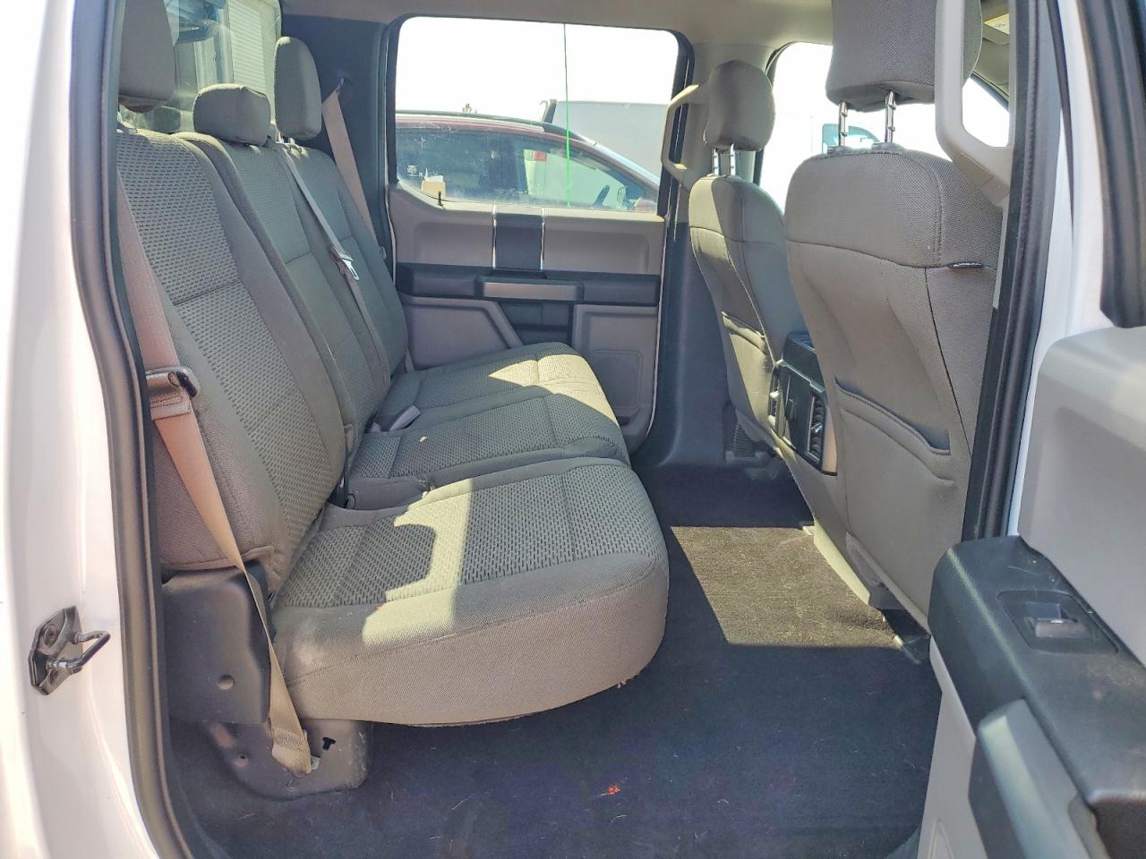 2016 FORD F150 SUPERCREW photo 19