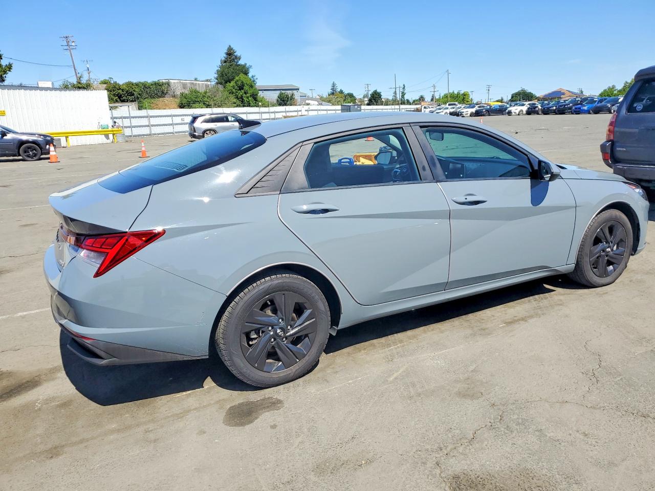 2021 HYUNDAI ELANTRA BLUE photo 5