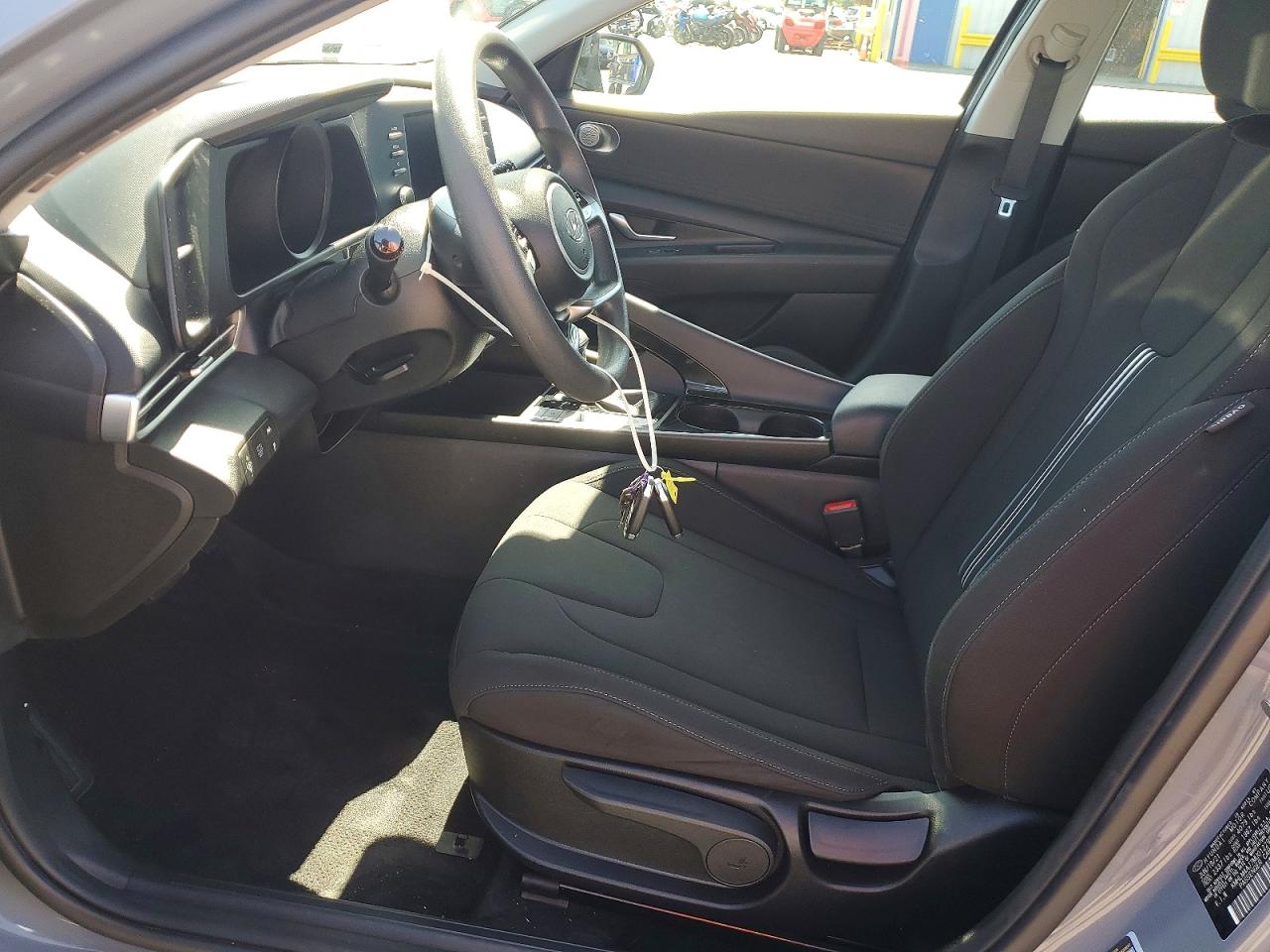 2021 HYUNDAI ELANTRA BLUE photo 13
