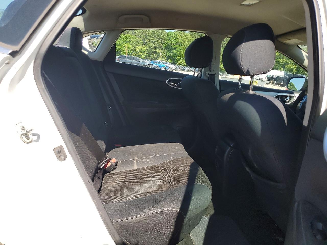 2015 NISSAN SENTRA S photo 28