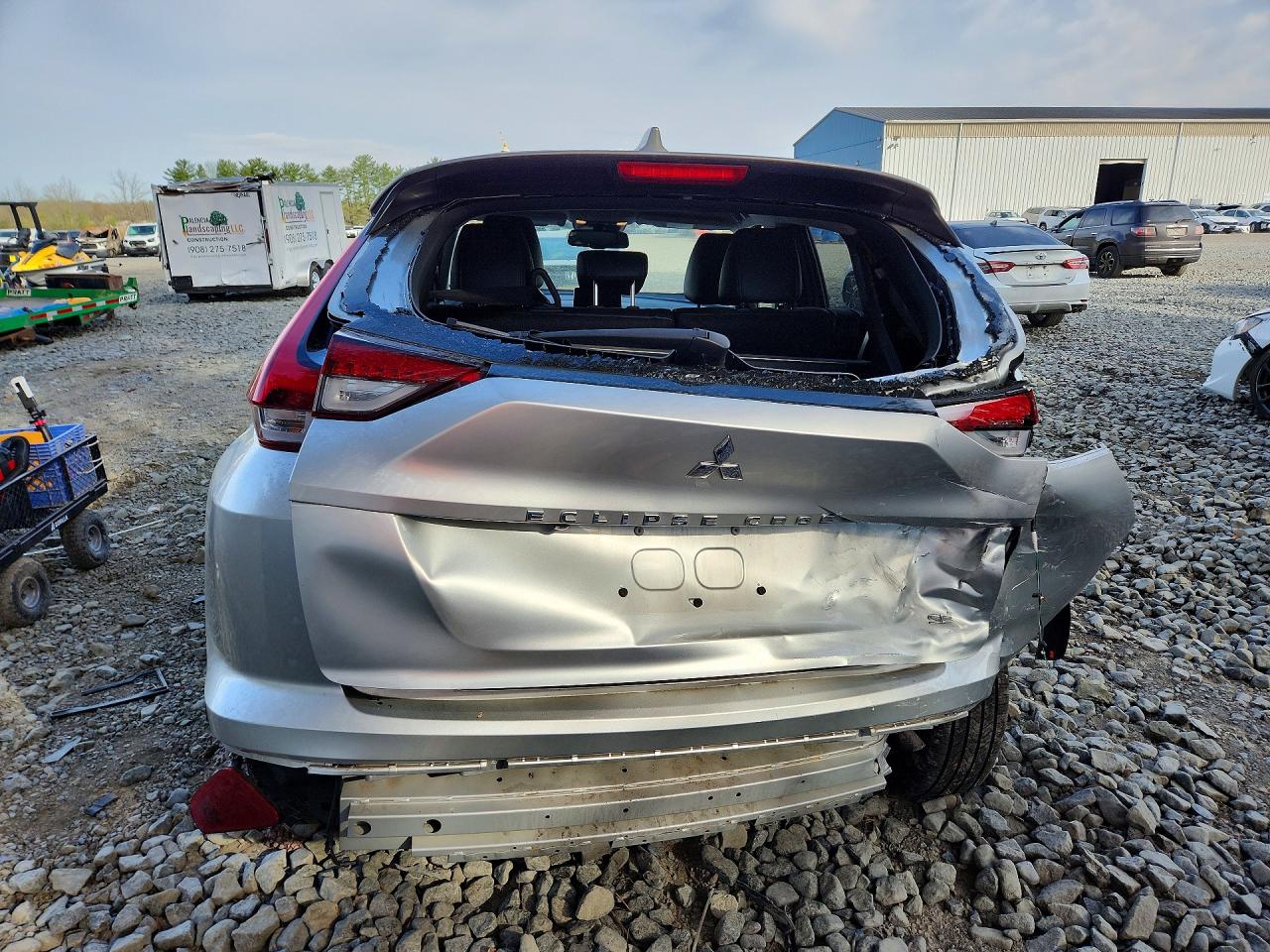 2024 MITSUBISHI ECLIPSE CROSS SE photo 11