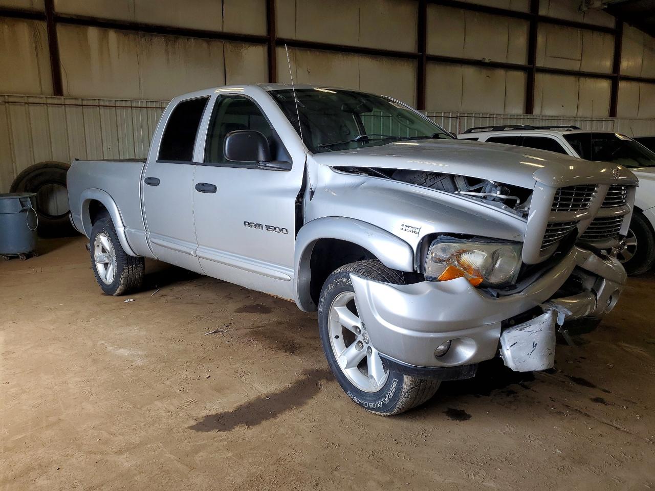 2004 DODGE RAM 1500 ST photo 4