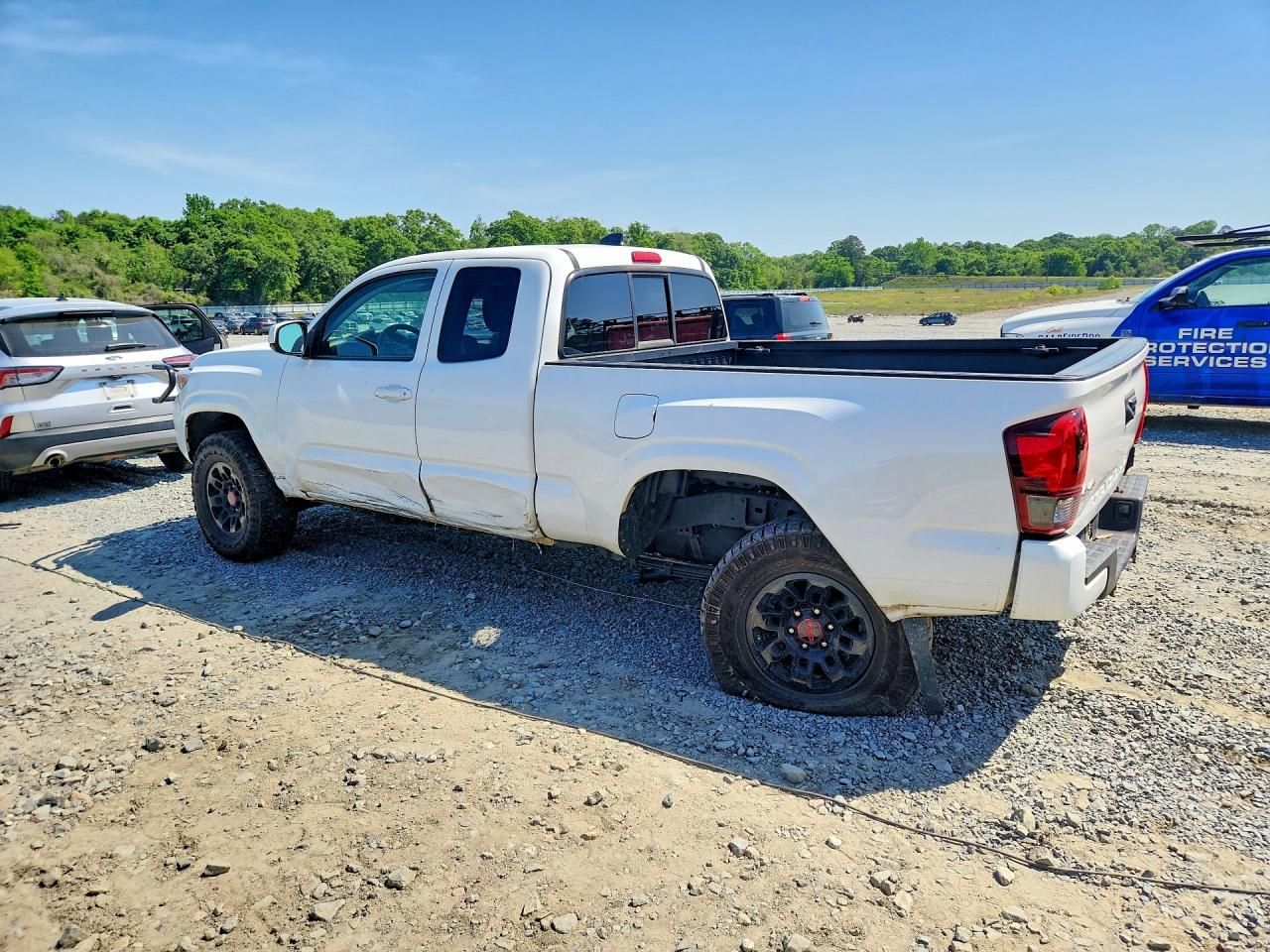 2022 TOYOTA TACOMA SR photo 3