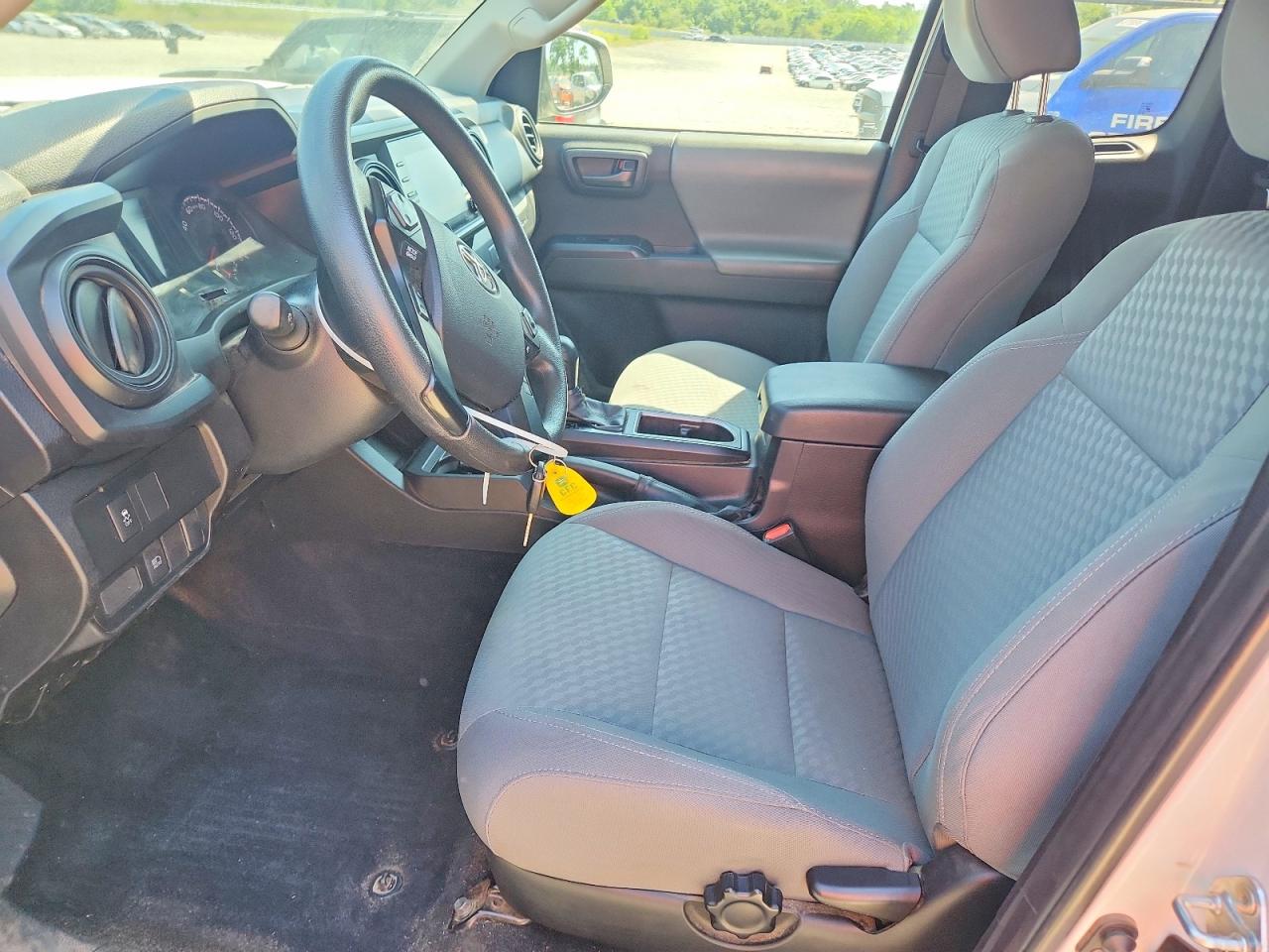 2022 TOYOTA TACOMA SR photo 13