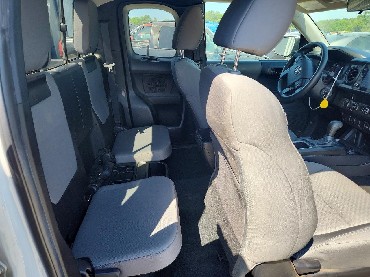 2022 TOYOTA TACOMA SR photo 19