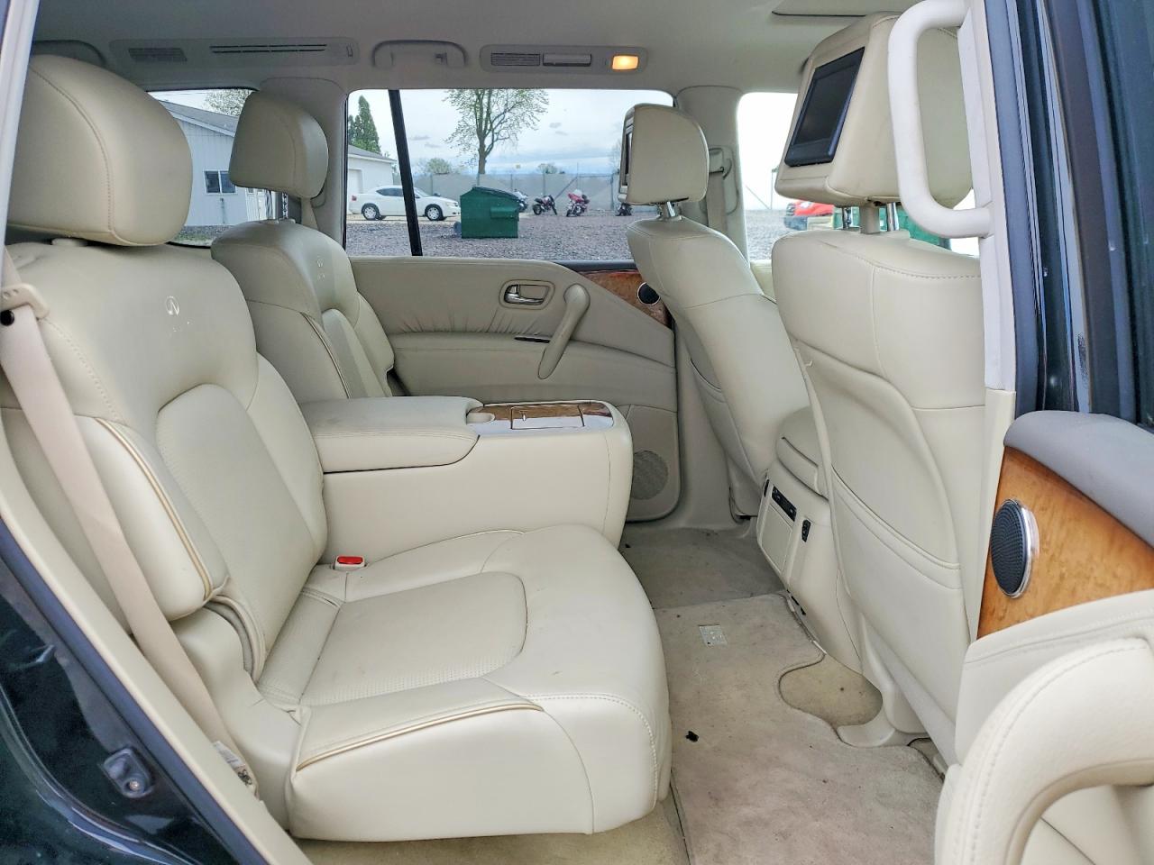 2012 INFINITI QX56 BASE photo 21