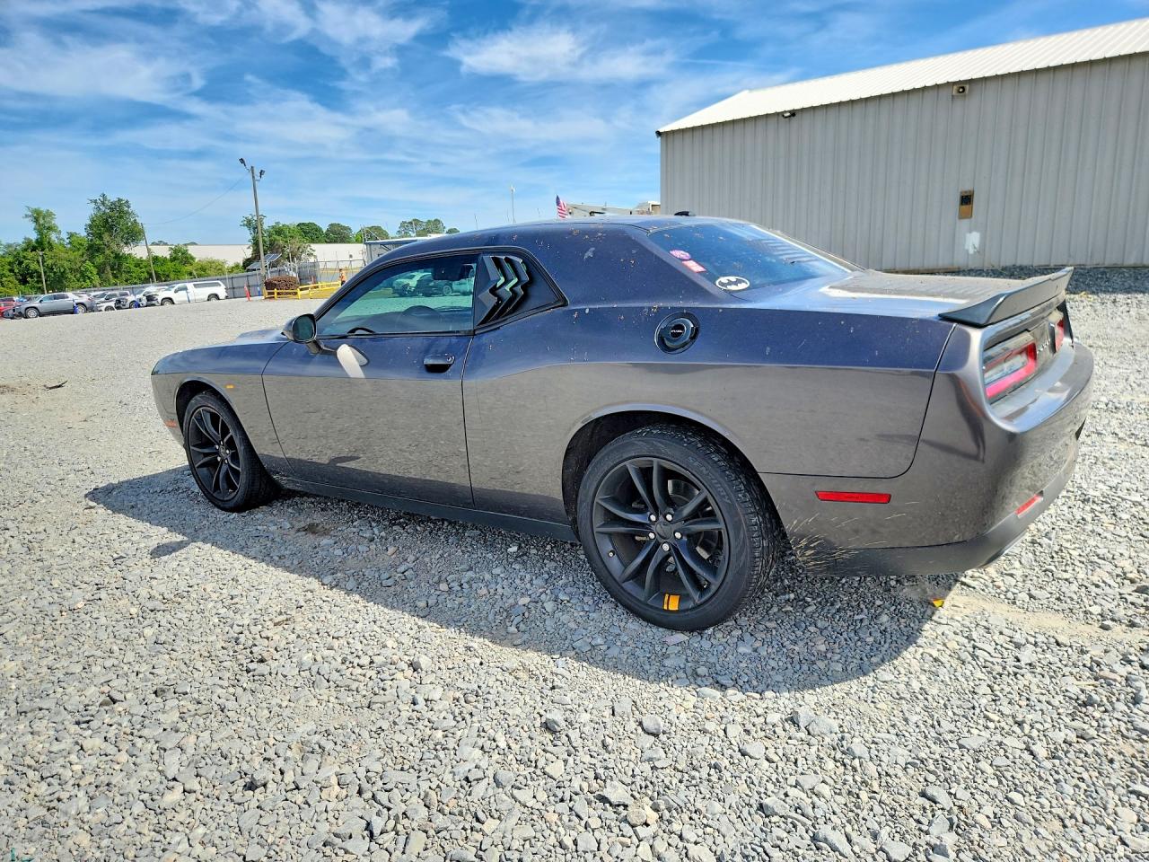 2016 DODGE CHALLENGER SXT photo 4