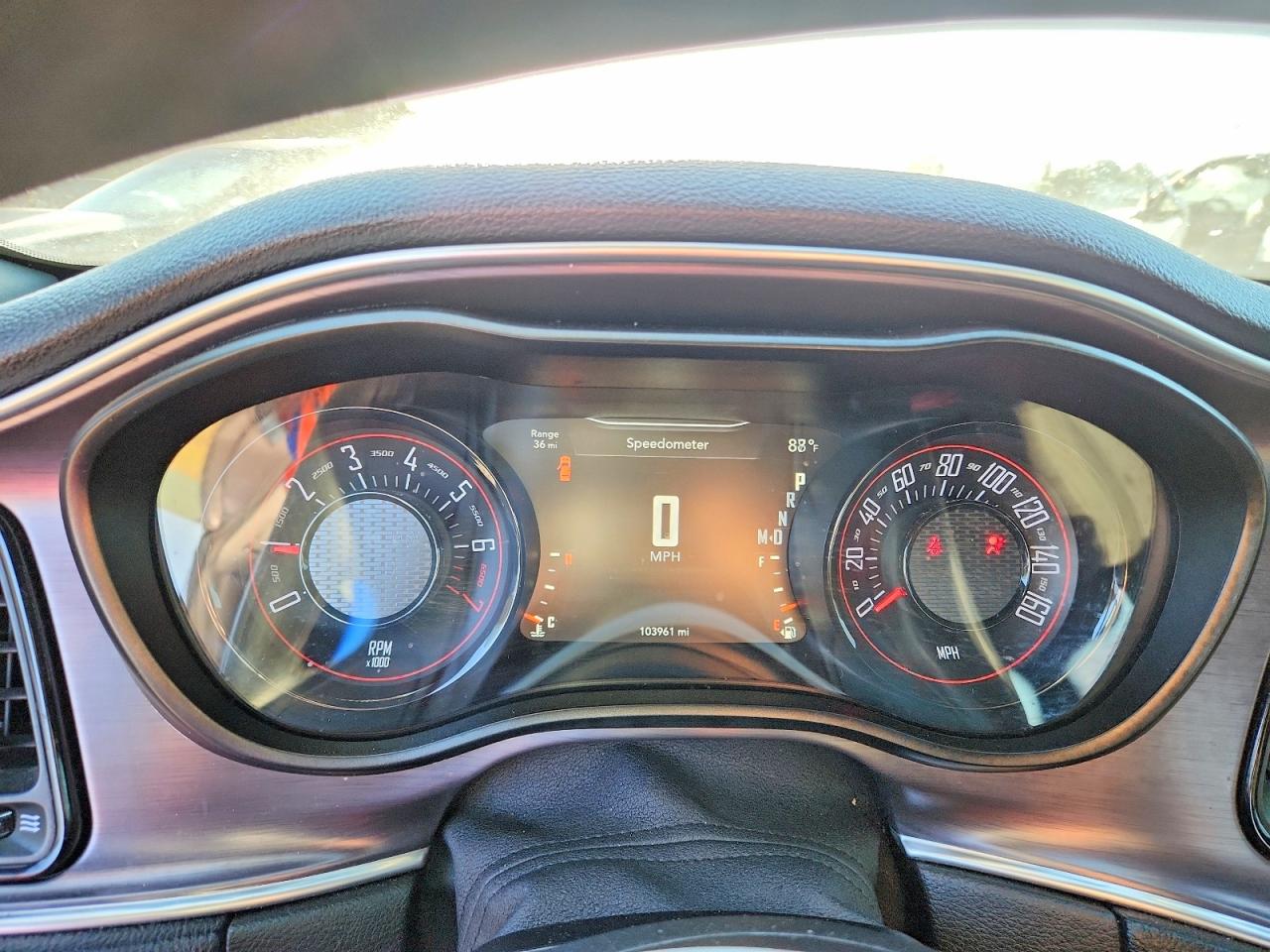 2016 DODGE CHALLENGER SXT photo 25