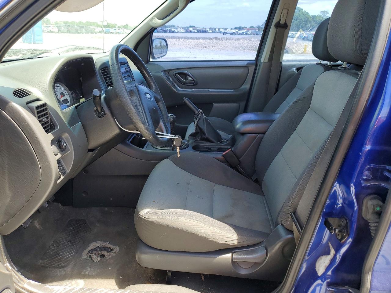 2005 FORD ESCAPE XLS photo 13