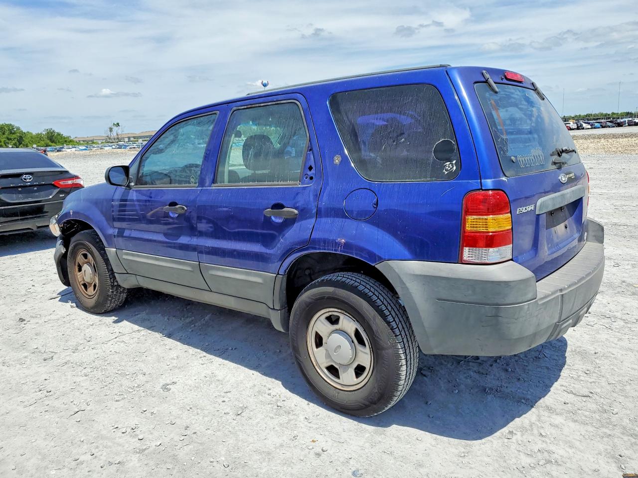 2005 FORD ESCAPE XLS photo 3