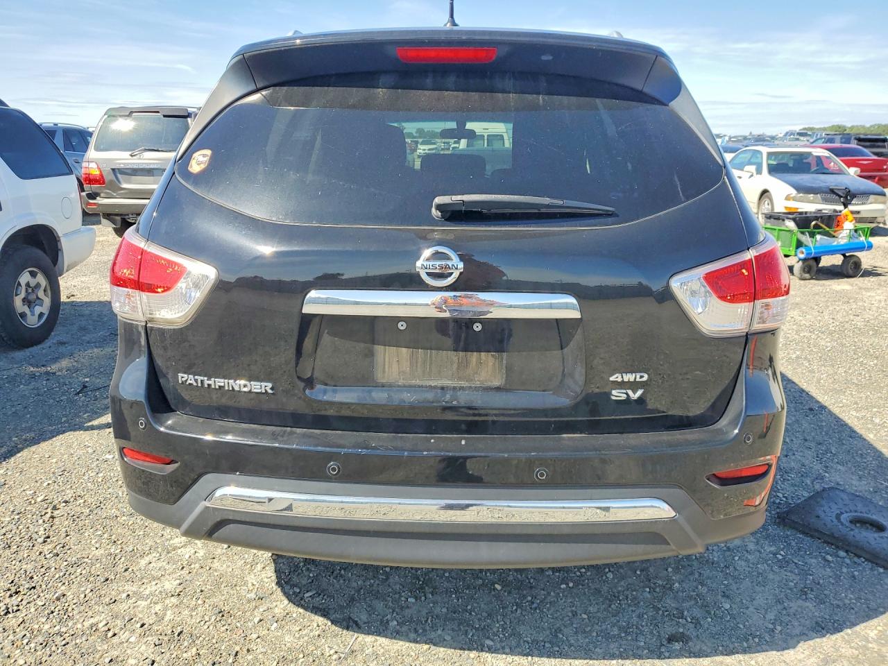 2013 NISSAN PATHFINDER S photo 11
