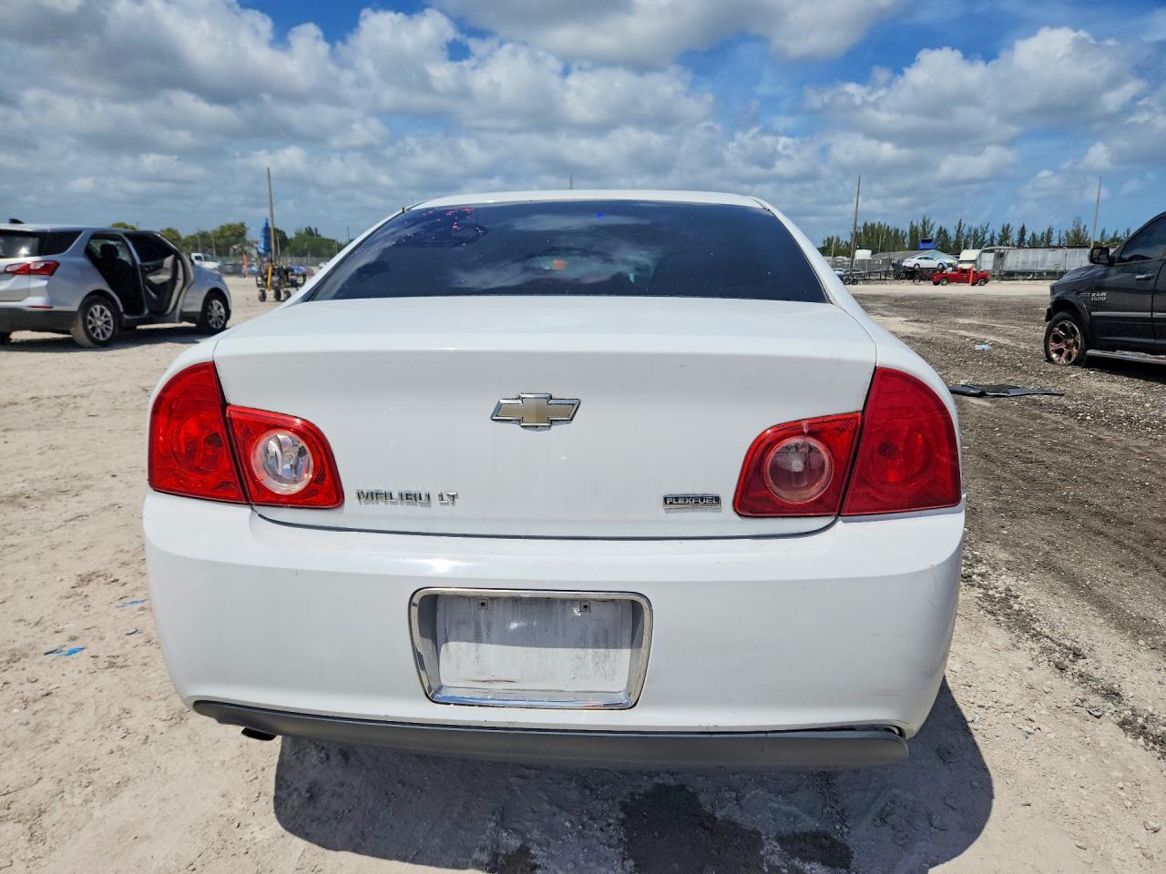 2011 CHEVROLET MALIBU 1LT photo 16