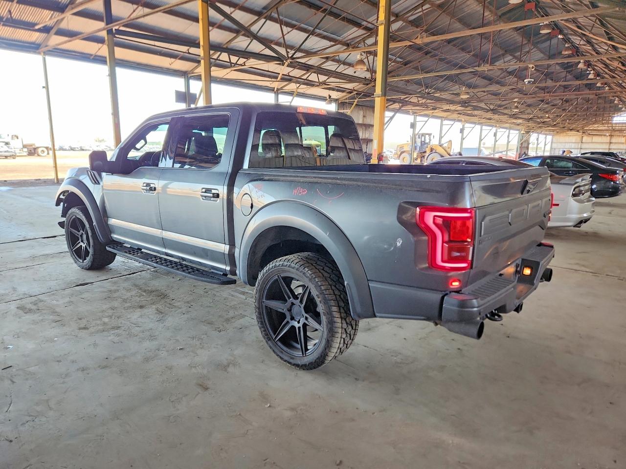 2019 FORD F150 RAPTOR photo 4