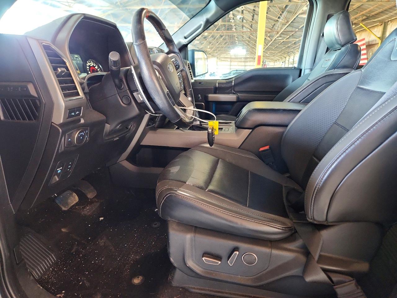 2019 FORD F150 RAPTOR photo 19