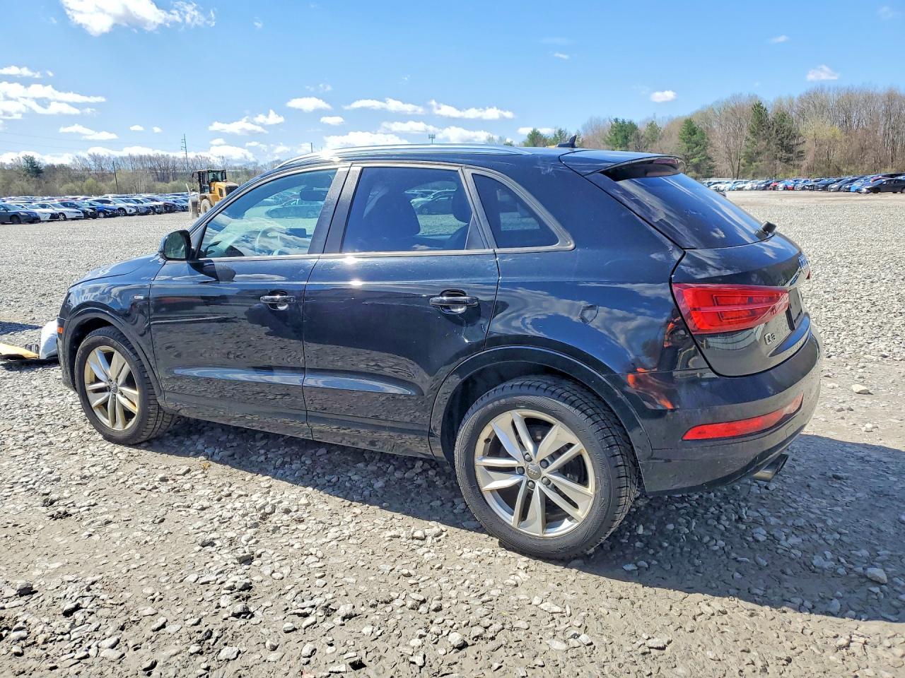 2018 AUDI Q3 PREMIUM photo 2